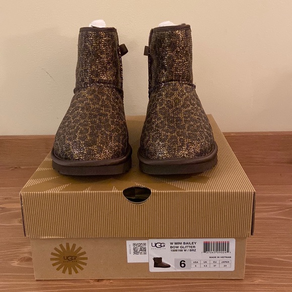 Ugg mini Bailey bow glitter bronze size 6 - Picture 1 of 5